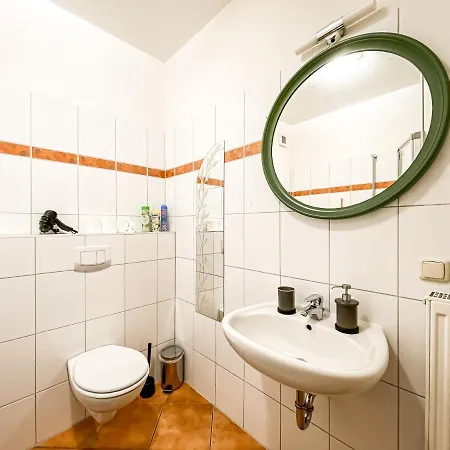 Apartment Sehr Zentral Gelegenes In Unmittelbarer Nahe Zum Gewandhaus, Zur Oper Und Zum Zentrum *