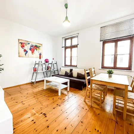 Apartment Sehr Zentral Gelegenes In Unmittelbarer Nahe Zum Gewandhaus, Zur Oper Und Zum Zentrum