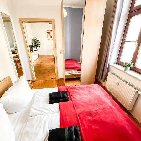 Apartment Sehr Zentral Gelegenes In Unmittelbarer Nähe Zum Gewandhaus, Zur Oper Und Zum Zentrum *